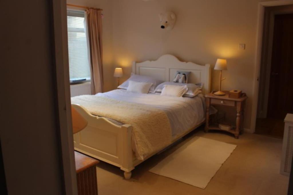 With Own Entrance & Terrace On West Hill * Hastings